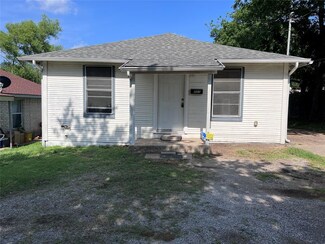 111 N Tatum Ave, Dallas, TX 75211