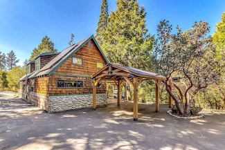 54055 Strawberry Valley Dr, Idyllwild, CA 92549