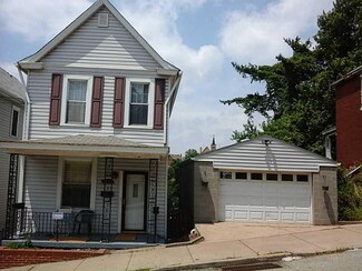 15/17 N Holland Ave, Braddock, PA 15104