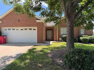 106 Oldfield Ct, Centerville, GA 31028