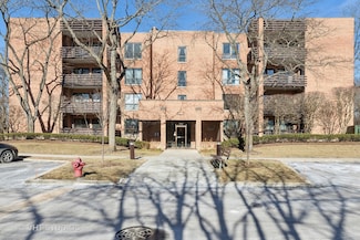 1066 Shermer Rd Unit 33, Northbrook, IL 60062