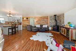 15960 Park View Dr, Wilder, ID 83676