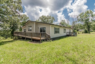 1688 Wooley Creek Rd, Cape Fair, MO 65624