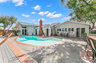 572 Collyn St, Vista, CA 92083