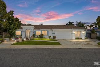 9306 Lake Victoria Dr, Bakersfield, CA 93312