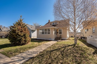 1634 Upton Ave N, Minneapolis, MN 55411