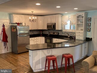 638 Ridgeview Rd, Hockessin, DE 19707