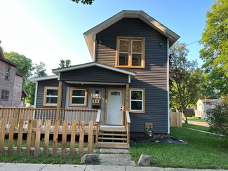 111 W Elm St, Albion, MI 49224