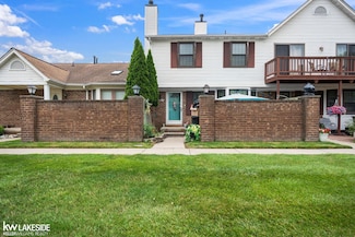 34697 E Wilma Ct, Chesterfield, MI 48047