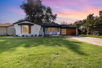 11046 Delford Cir, Dallas, TX 75228