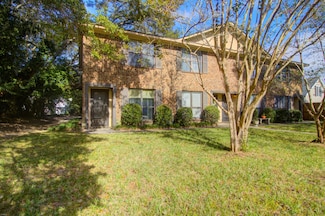 10 Bass Ln Unit D, Charleston, SC 29412