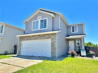 2033 Espana Way, Aurora, CO 80011