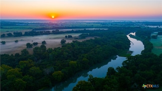 577 State Highway 71, Smithville, TX 78957
