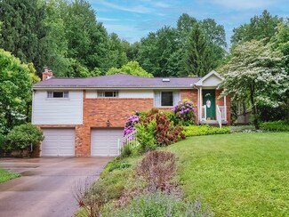 305 Ivy Dr, Gibsonia, PA 15044