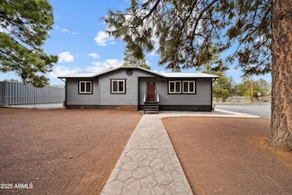 323 N Woodland Rd, Lakeside, AZ 85929