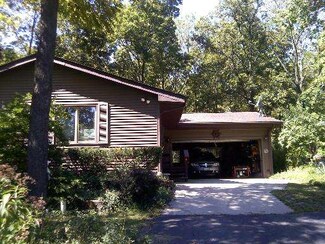 1590 Lake Wildwood Dr, Varna, IL 61375