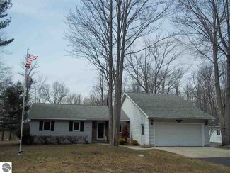589 Wilber Rd, East Tawas, MI 48730
