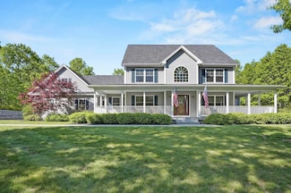 166 Monarch Ave, Goffstown, NH 03045