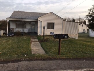 215 Rockdale Rd, Follansbee, WV 26037