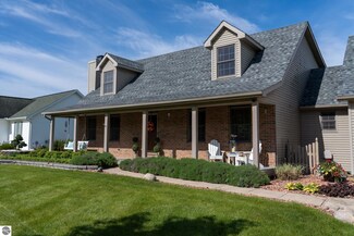 2152 Cornerstone Dr, Mount Pleasant, MI 48858
