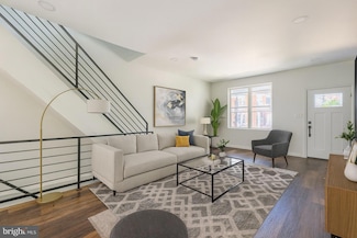 5512 Locust St, Philadelphia, PA 19139