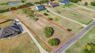 118 Whispering Winds Dr, Gunter, TX 75058