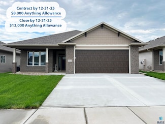 8105 W 24th St, Sioux Falls, SD 57106