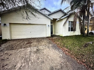 4406 Hidden Meadow Dr, Kissimmee, FL 34746