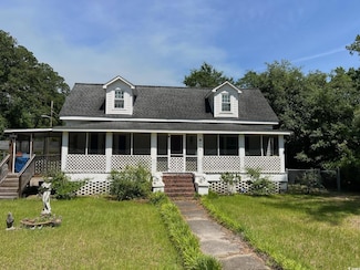 406 N Nichols St, Nichols, SC 29581