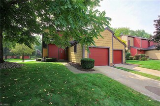 9594 Wilkshire Blvd NE, Bolivar, OH 44612