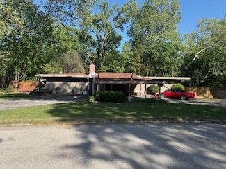 531 Westvale Rd, Kansas City, KS 66102