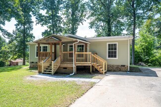 115 Leland Ln, Church Hill, TN 37642