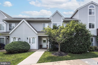 112 Wheatsheaf Ln Unit A11, Telford, PA 18969