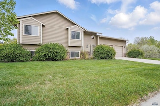 3209 Park Dr, Rapid City, SD 57702