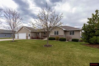 913 Loretto St, New Ulm, MN 56073