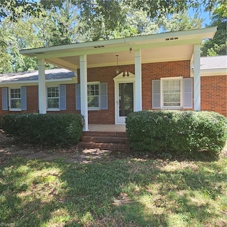 4603 Vickrey Chapel Rd N, Greensboro, NC 27407