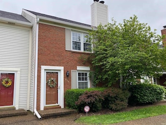634 Kingswood Dr, Evansville, IN 47715