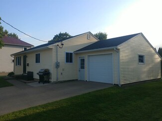 422 N Polk St, Lancaster, WI 53813