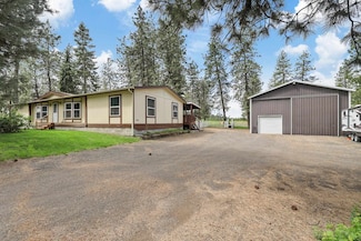 14425 N Christensen Rd, Nine Mile Falls, WA 99026