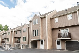 275 Donohue Rd Unit 8, Dracut, MA 01826