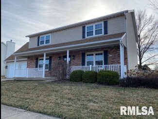 321 Danbury Ln, Metamora, IL 61548