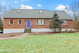 1234 Simons Rd, Castleton On Hudson, NY 12033