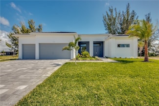 1502 SW 28th St, Cape Coral, FL 33914