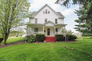 2040 Middletown Rd E, Youngstown, OH 44514