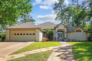 11479 Chasewood Dr, Tyler, TX 75703