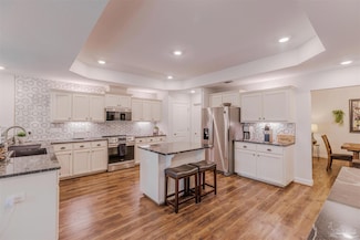 2849 Pga Blvd, Navarre, FL 32566