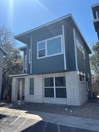 505 Oertli Ln Unit 3, Austin, TX 78753
