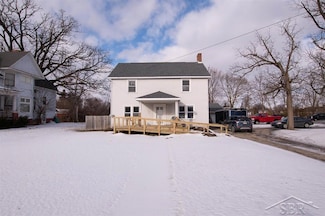 1624 Gratiot Ave, Saginaw, MI 48602