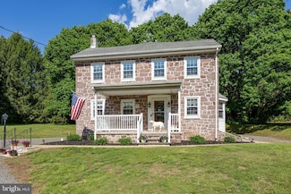 305 Gunhart Rd, Mohnton, PA 19540