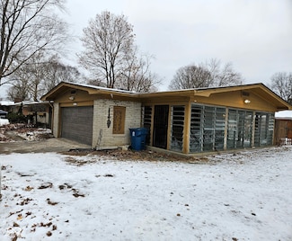 5211 Kessler Boulevard North Dr, Indianapolis, IN 46228